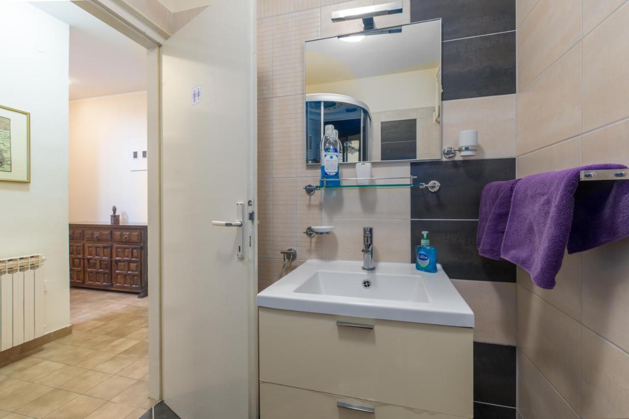 Vila Renata Pula Exteriör bild