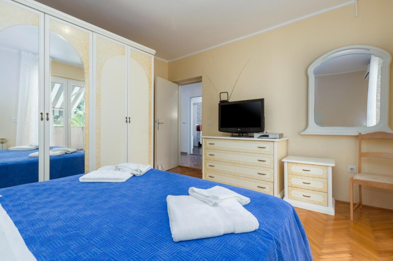 Vila Renata Pula Exteriör bild